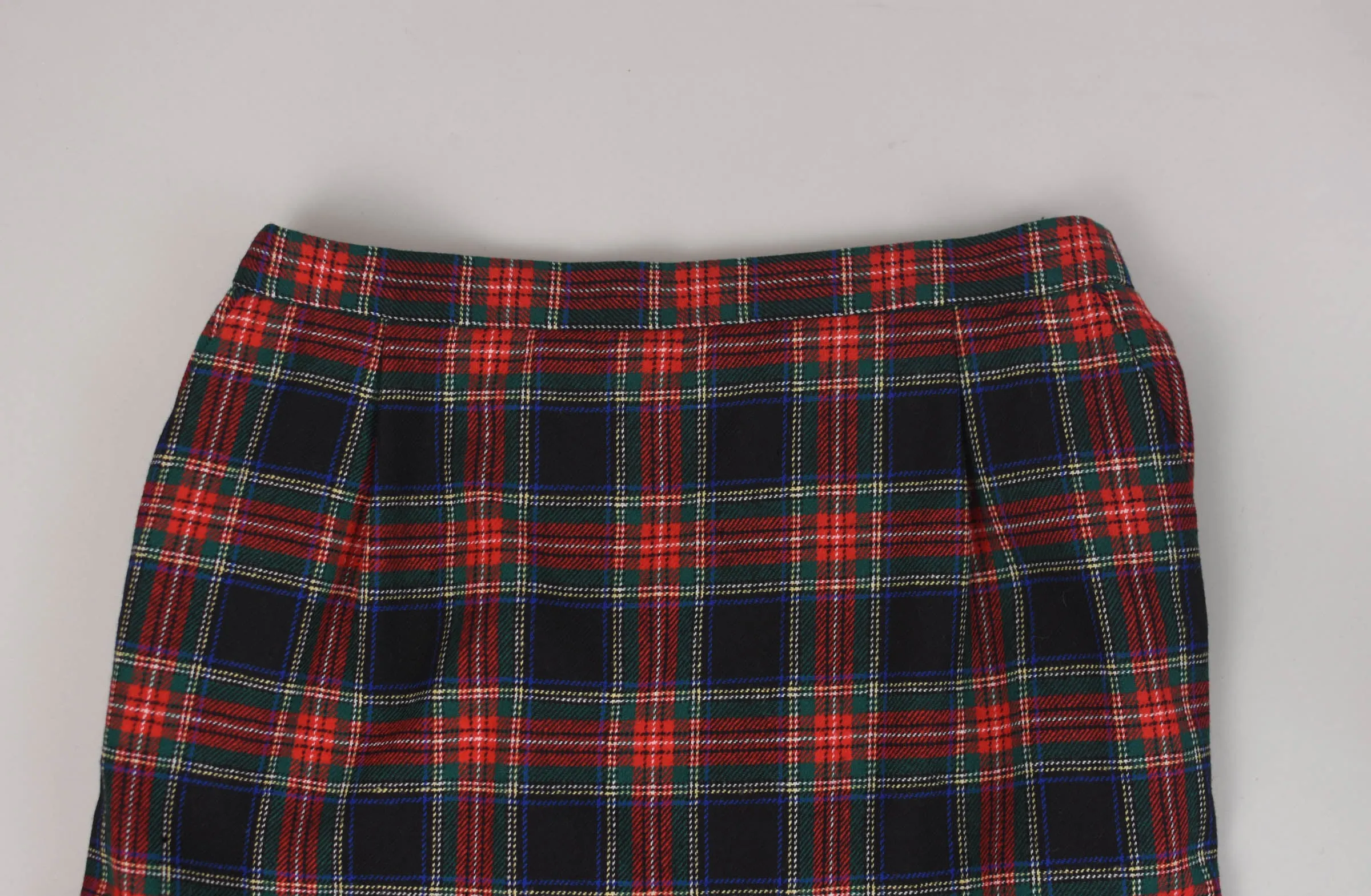 90s Pendleton Tartan Plaid Pencil Wool Skirt, Women's Petite 16, 32" Waist