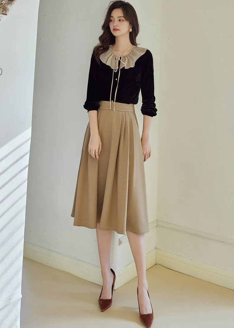 BEIGE PLEATED MIDI SKIRT