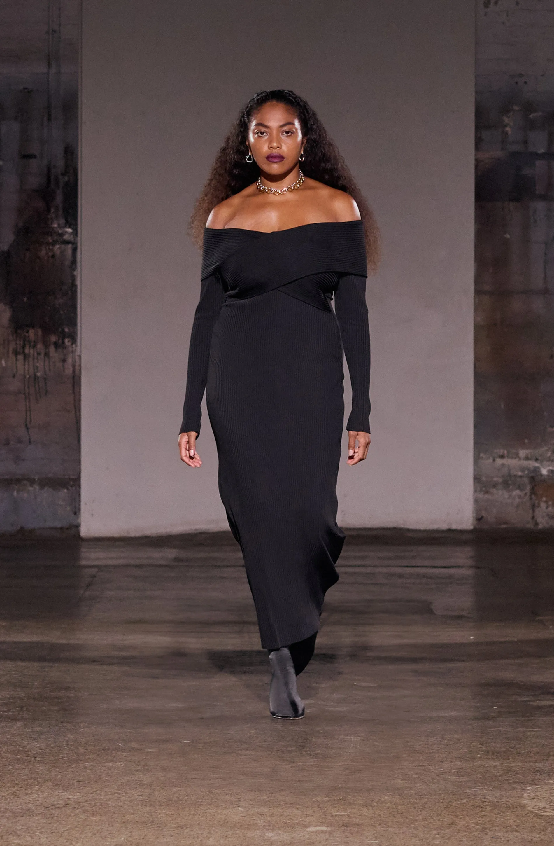 Boa Wrapped Rib Dress | Black