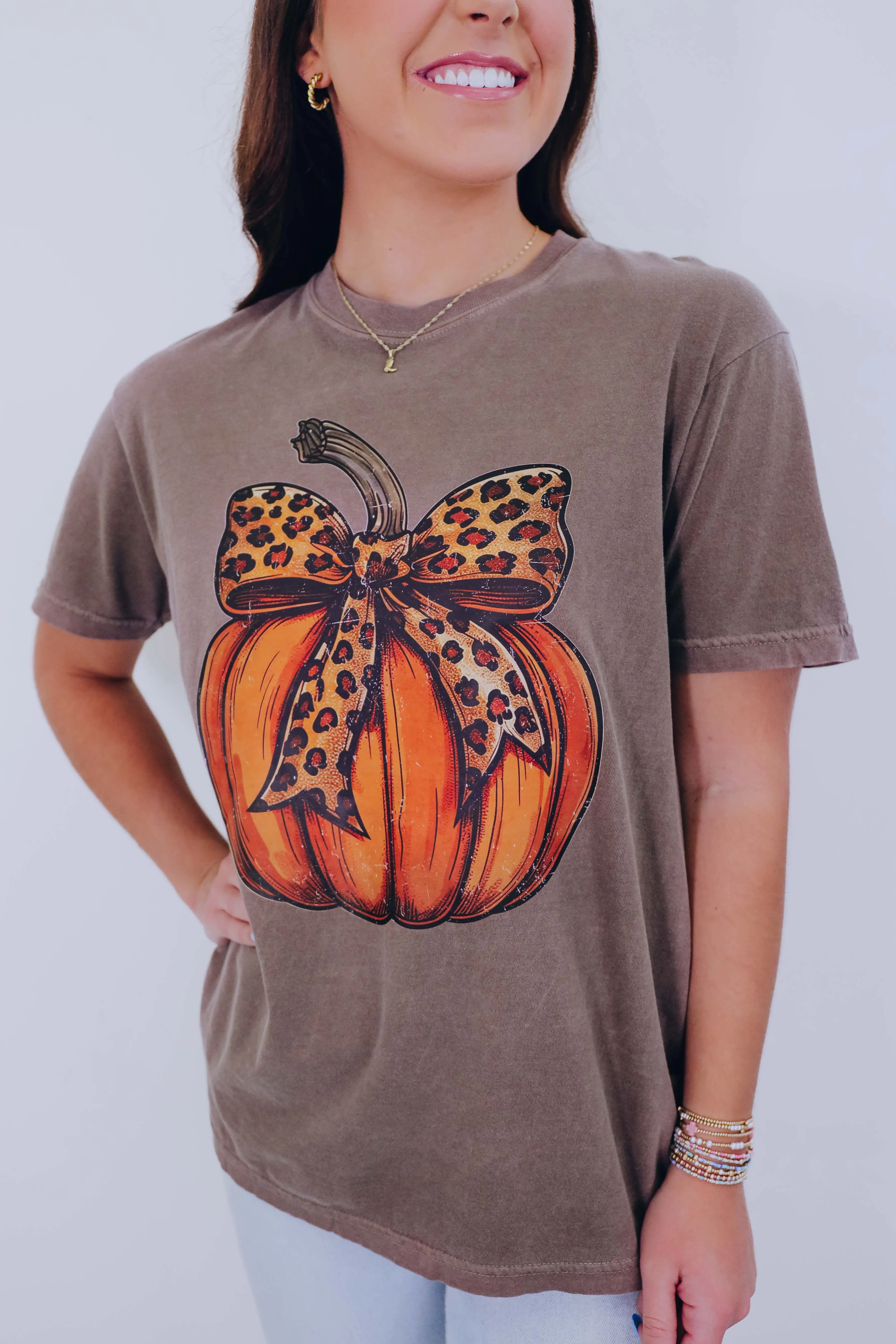 Bow Pumpkin Graphic Tee S-2X - Brown