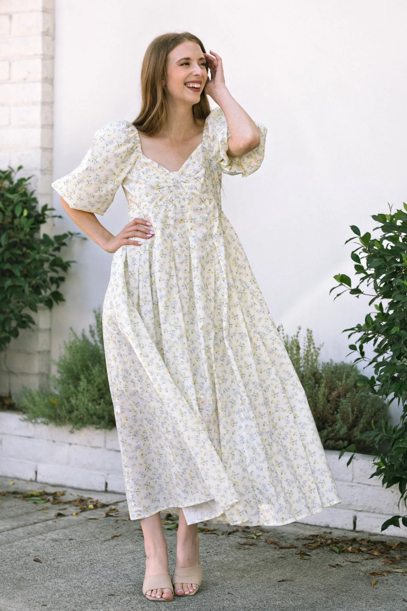 Daisy Floral Maxi Dress