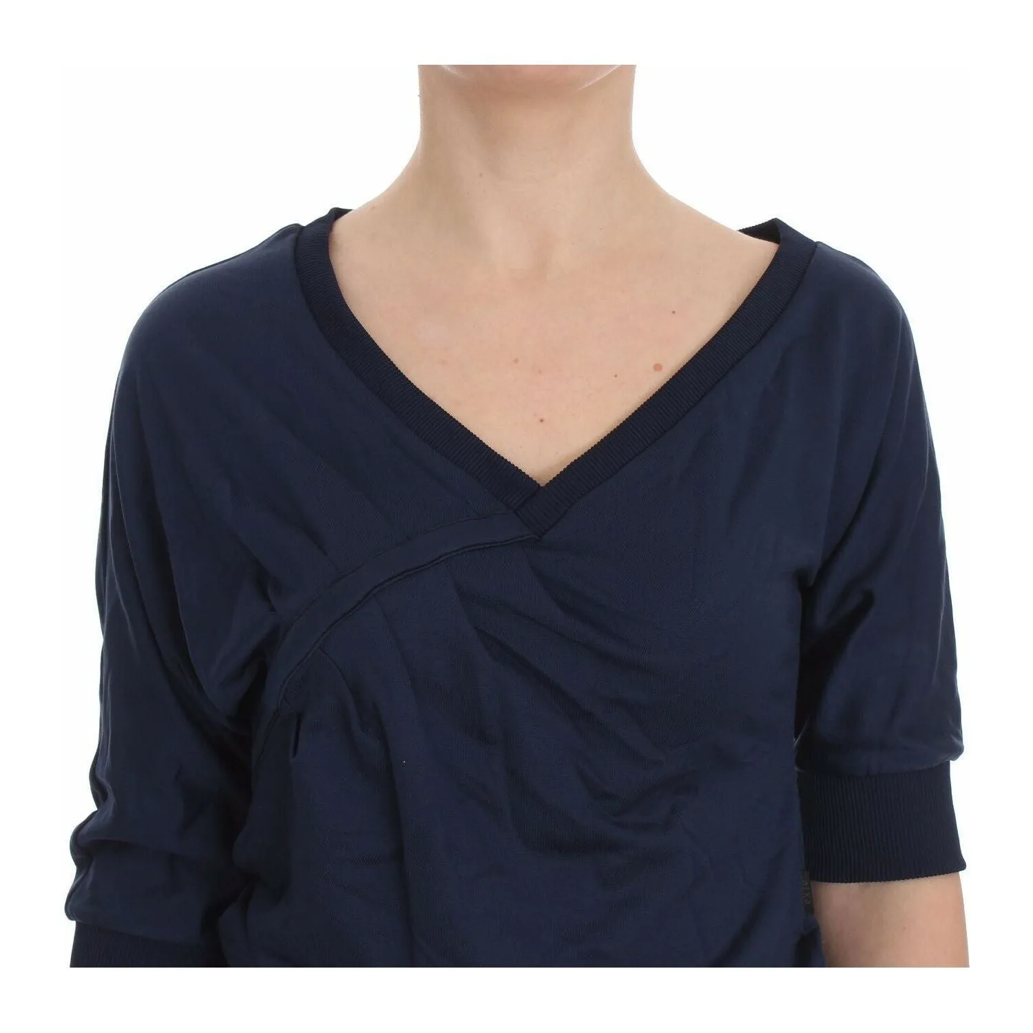 Exte Elegant Deep V-Neck Sweater in Blue