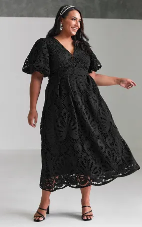 Hazelle Lace Maxi Dress - Black